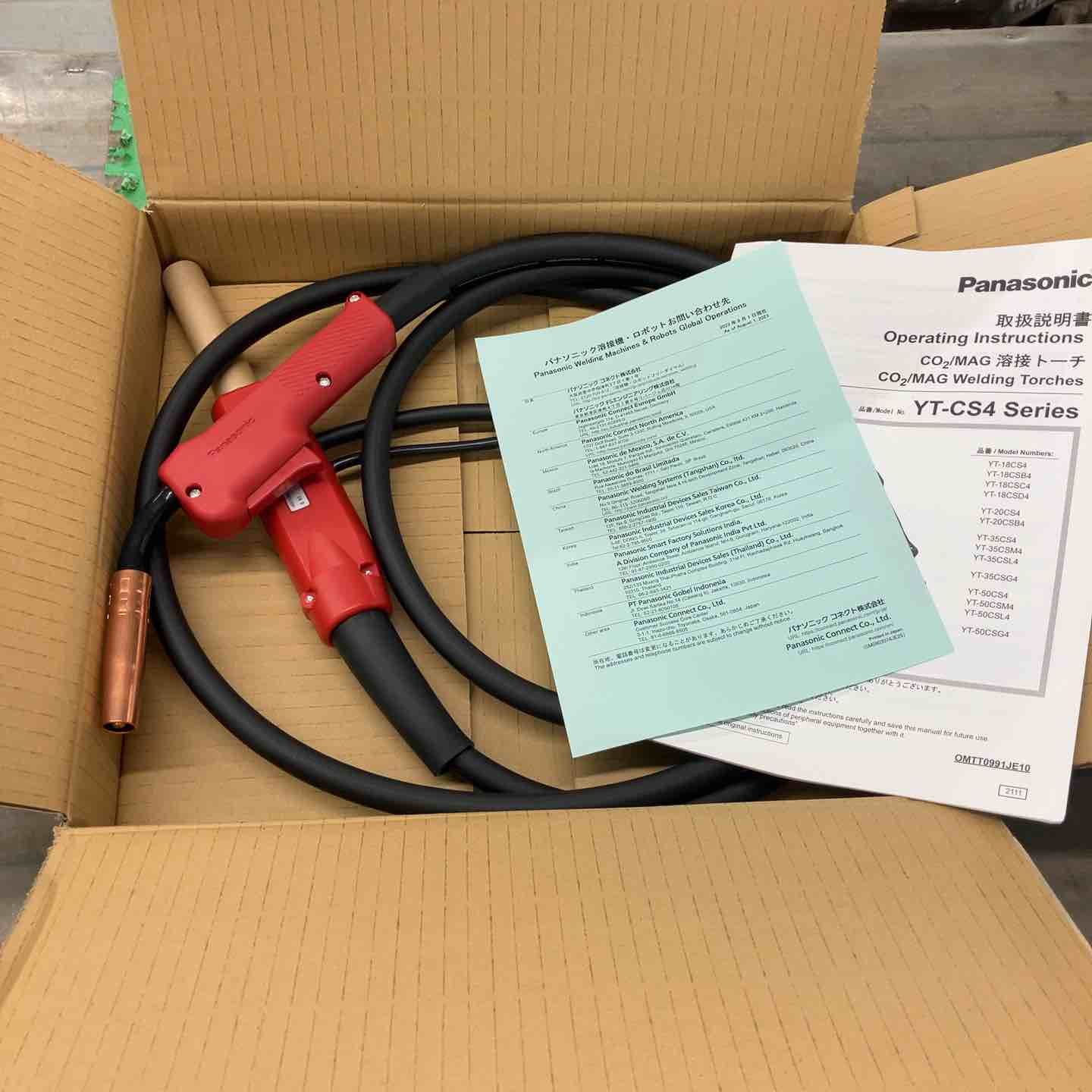 未使用品】パナソニック Panasonic 半自動溶接 CO2 YT-20CS4 未使用品】パナソニック Panasonic 半自動溶接 CO2 YT-20CS4