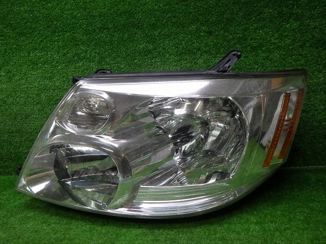 トヨタ　ANH10/15　アルファード　前期　左ヘッドライト　HID　58-2　2　バラスト付き　241121101