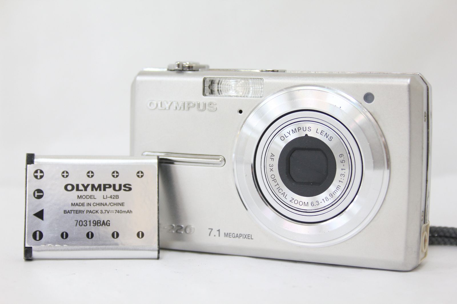 オリンパス Olympus FE-220 AF 3x コンパクトデジタルカメラ