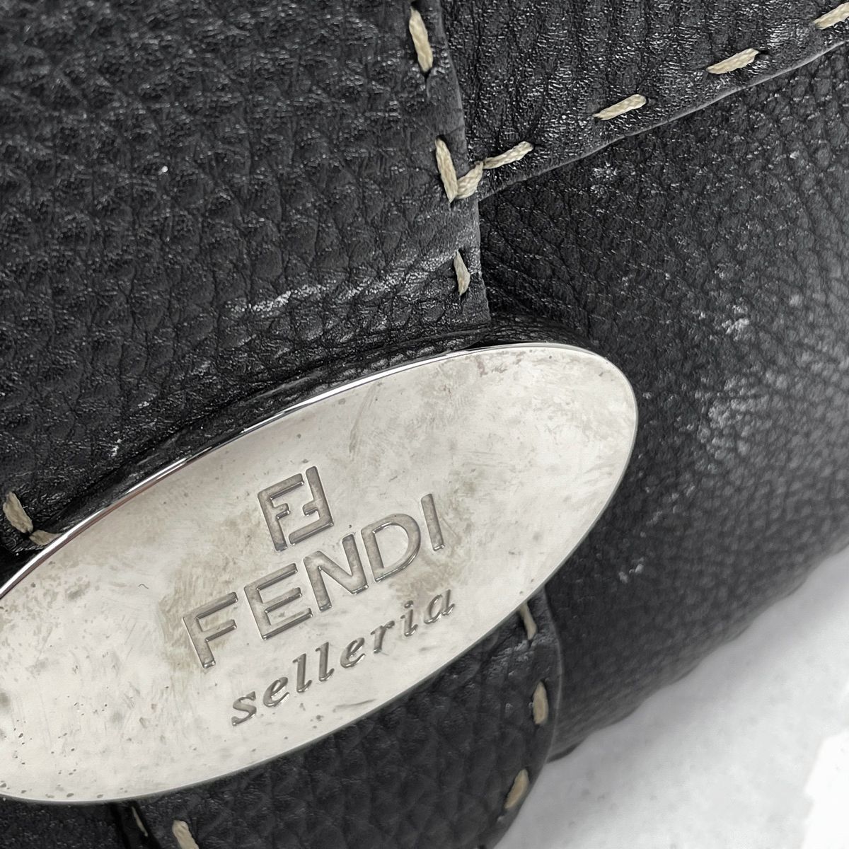 フェンディ FENDI セレリア ショルダーバッグ ステッチ ハンドバッグ レザー ブラック 8BR407 レディース 【中古】 - メルカリ