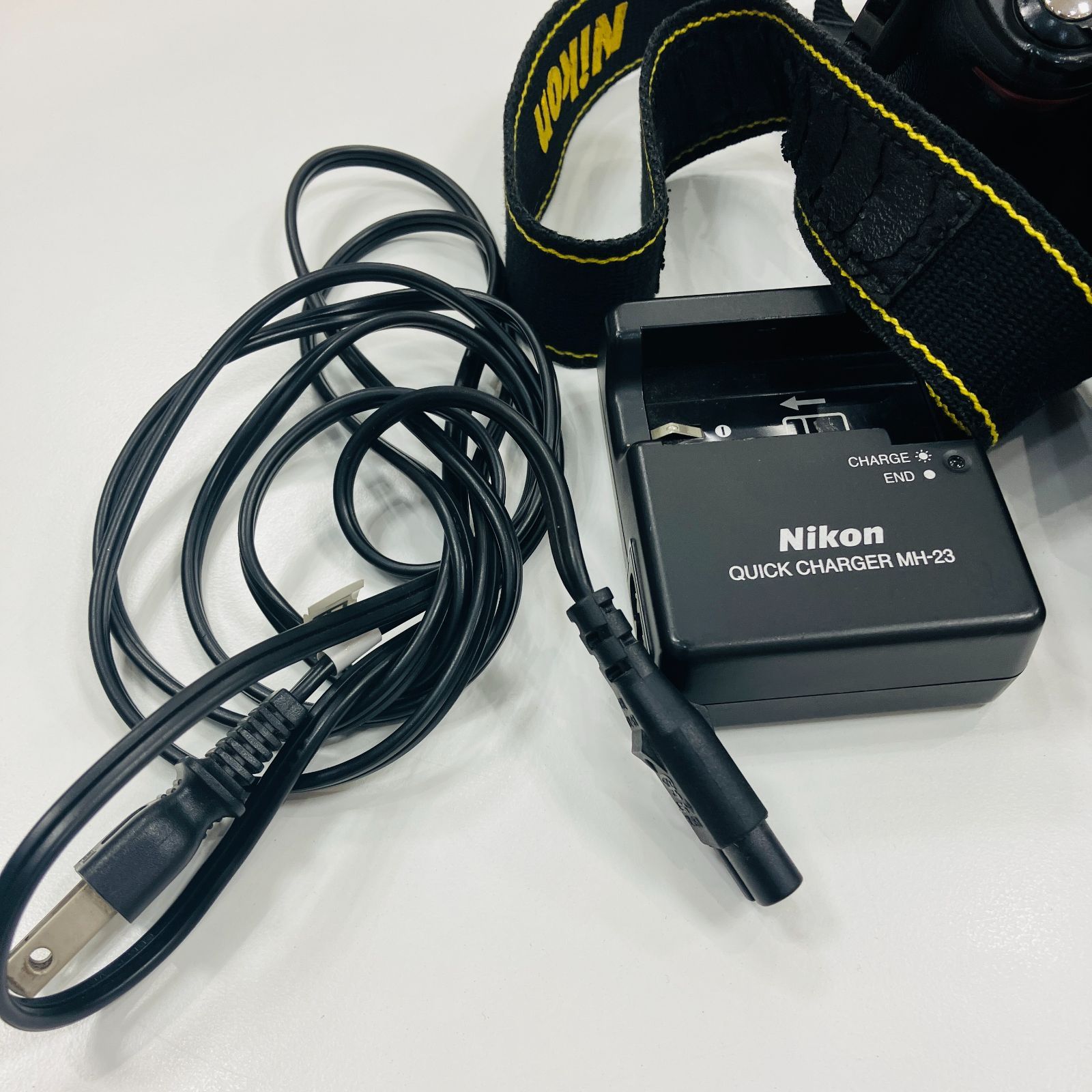 A【】ニコン Nikon D3000 一眼レフカメラ レンズ キットレンズ DX AF-S