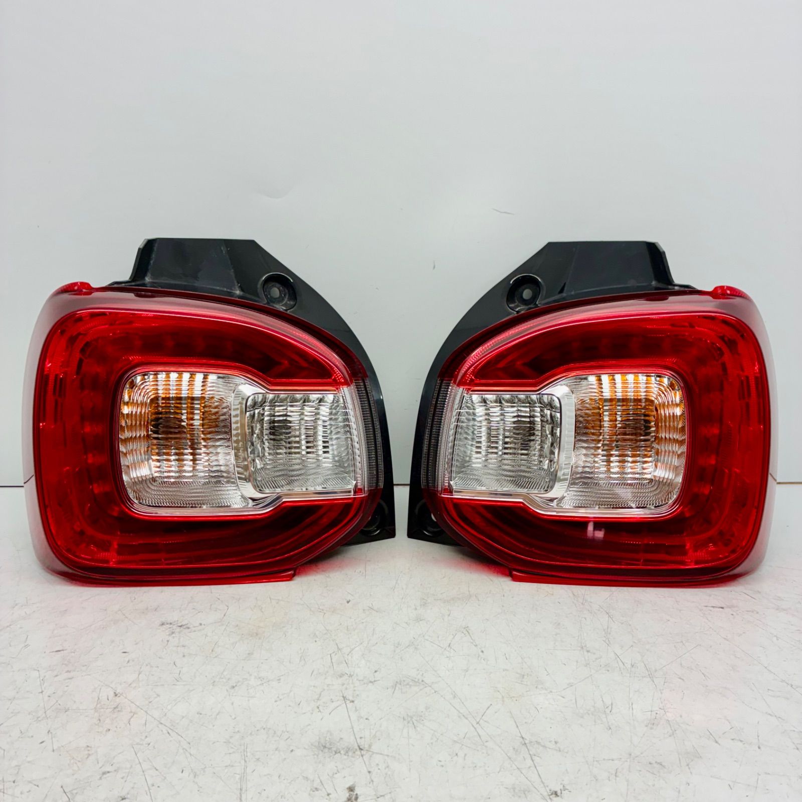 コーティング済 トヨタ M700A M710A パッソ ブーン テールライト ランプ レンズ 左右セット LR LED 点灯OK koito 220-69026 P71391