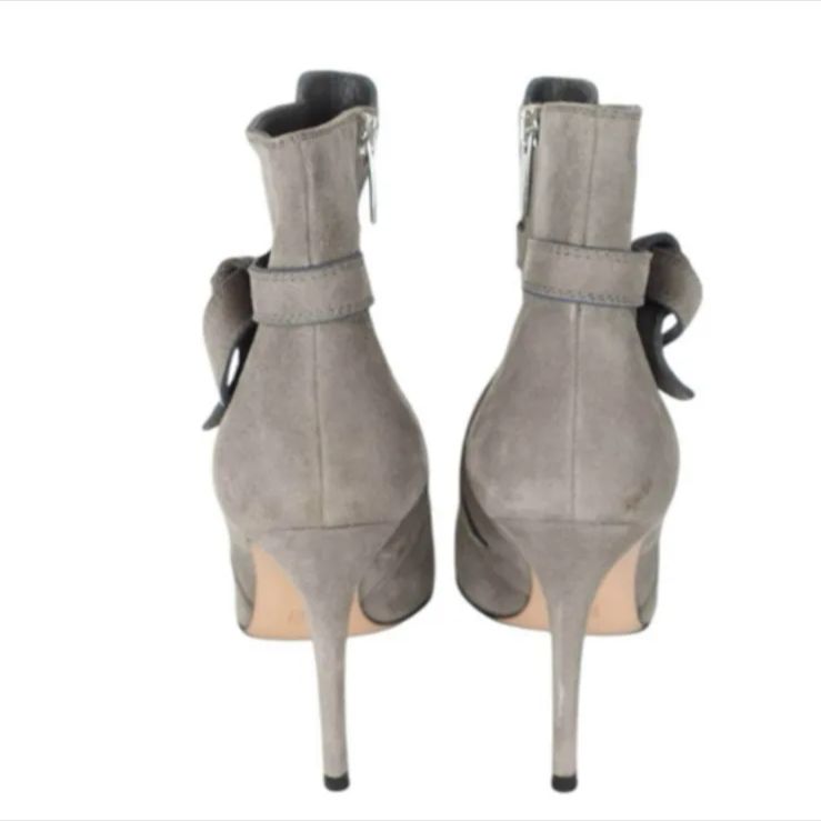 Gianvito Rossi ジャンヴィト ロッシ ショートブーツ スエード リボン ピンヒール 37 23.5cm グレー 定価¥150 000 KIN-KAAI_COM