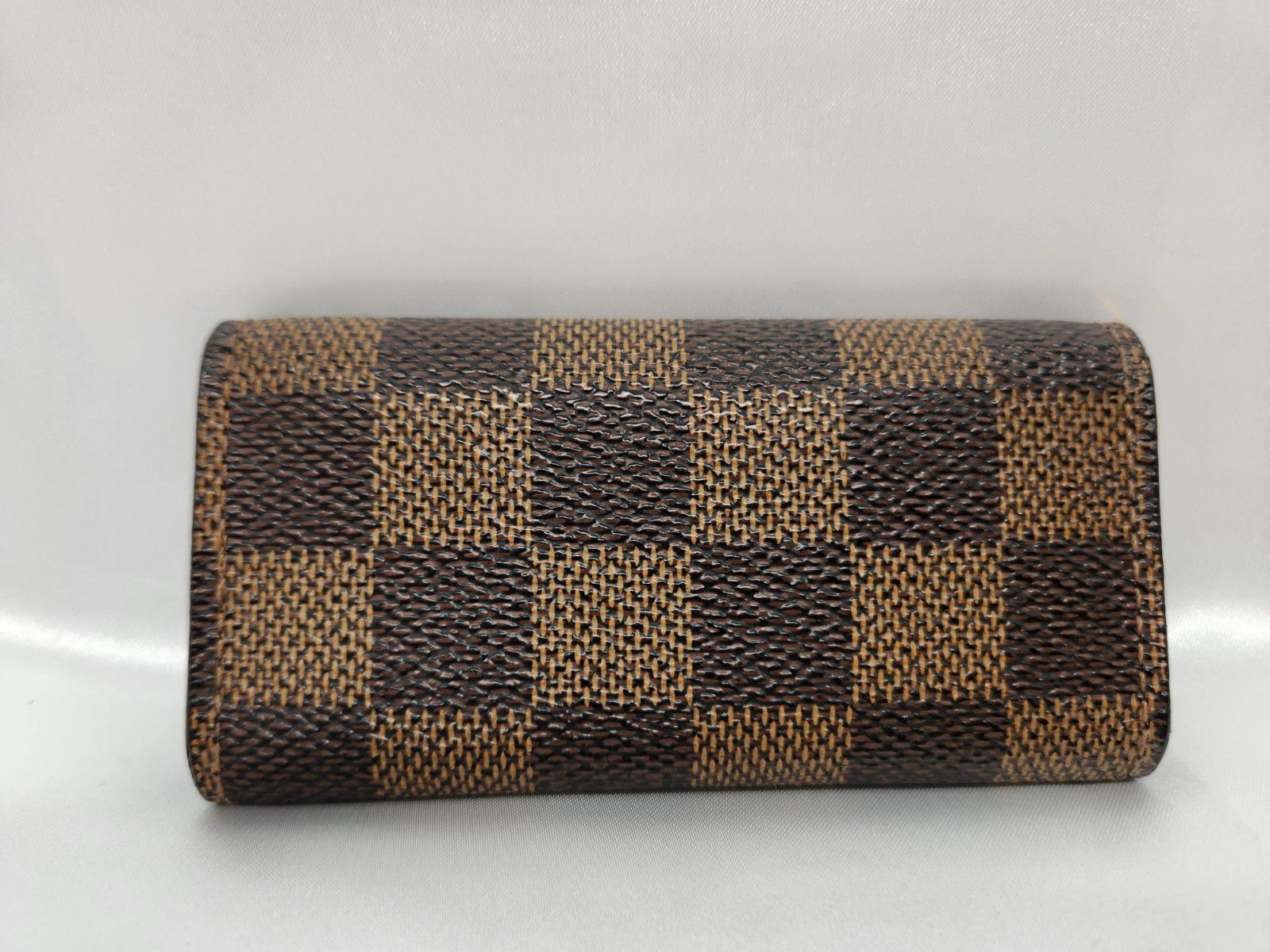 未使用品　ルイヴィトン　ダミエ　キーケース　ミュルティクレ4 ルイヴィトン キーケース LOUIS VUITTON 破格本物 ダミエ