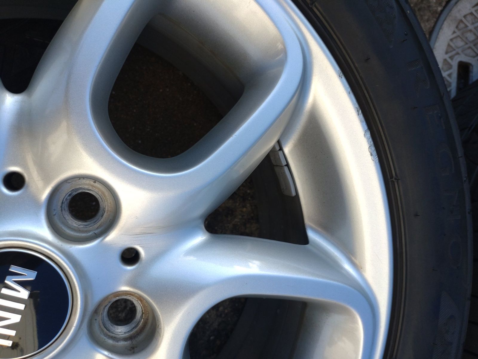 送料無料MINI ミニ純正 F55 F56 ループスポーク 195/55R16 送料無料MINI ミニ純正 F55 F56 ループスポーク 195/55R16