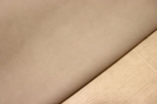 アイスグレー 268ds クロム革 牛革 イタリア レザー アンチック加工 はぎれ 一枚革 レザークラフト 革 皮 本革 diy 生地 材料