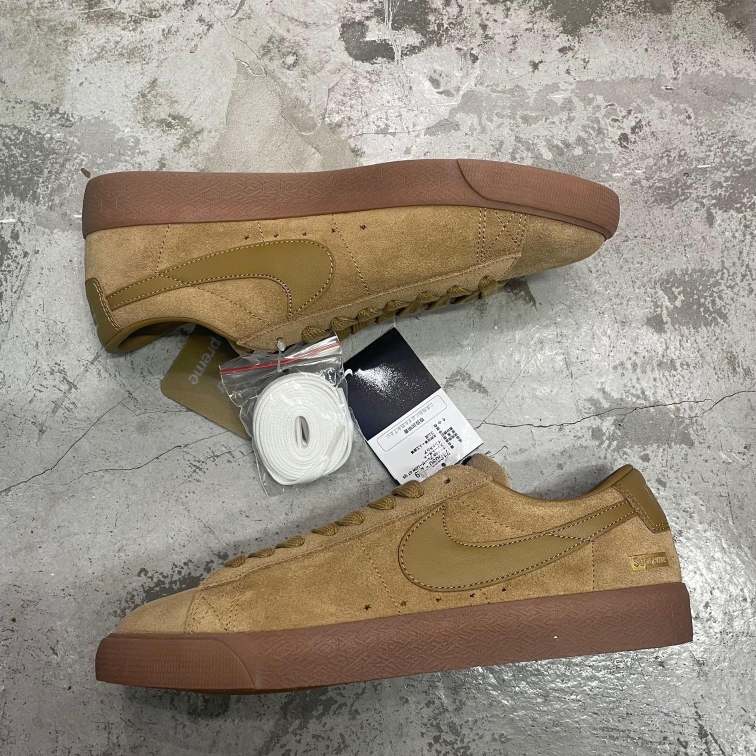 新品 国内正規 Supreme Nike SB Blazer Low GT Golden Beige 716890 