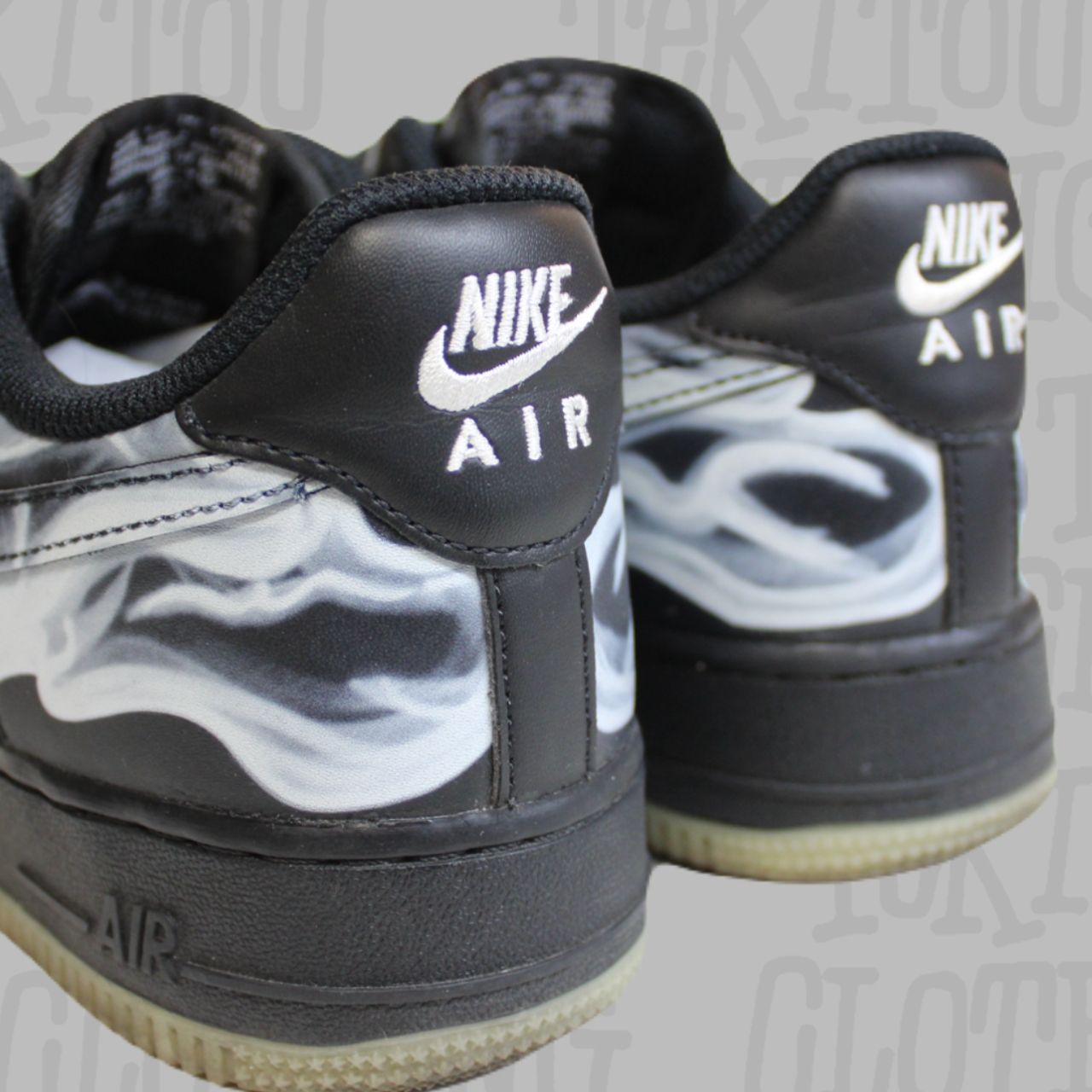 NIKE / Air Force 1 NIKE / Air Force 1