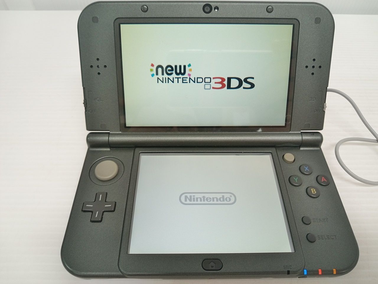 任天堂 ニンテンドー New NINTENDO 3DS LL メタリックブラック 本体