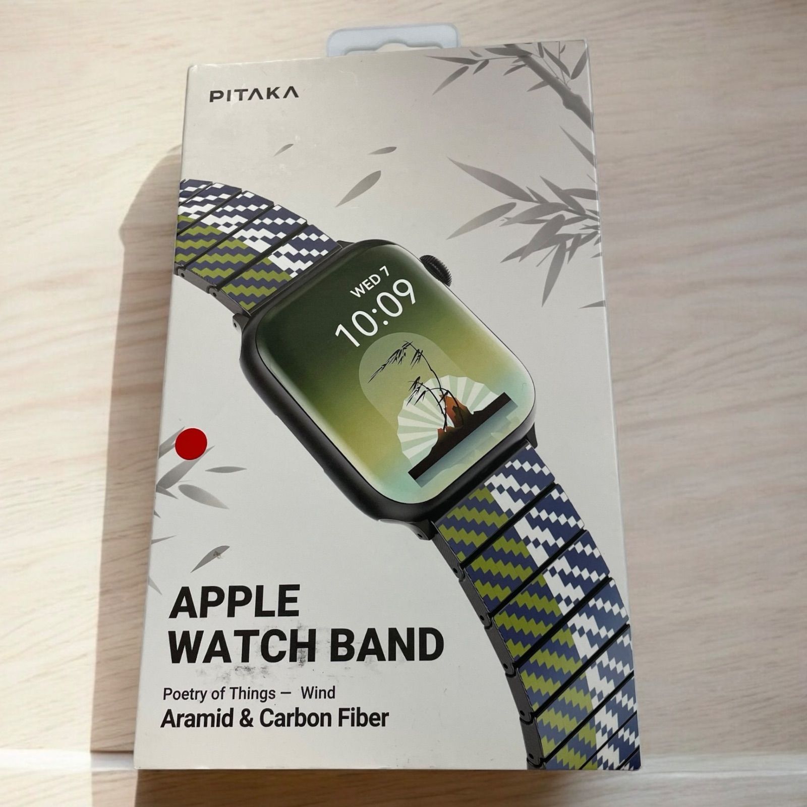 新品】 PITAKA カーボン製 ウォッチバンド モダン Apple Watch 新品】 PITAKA カーボン製 ウォッチバンド モダン Apple Watch