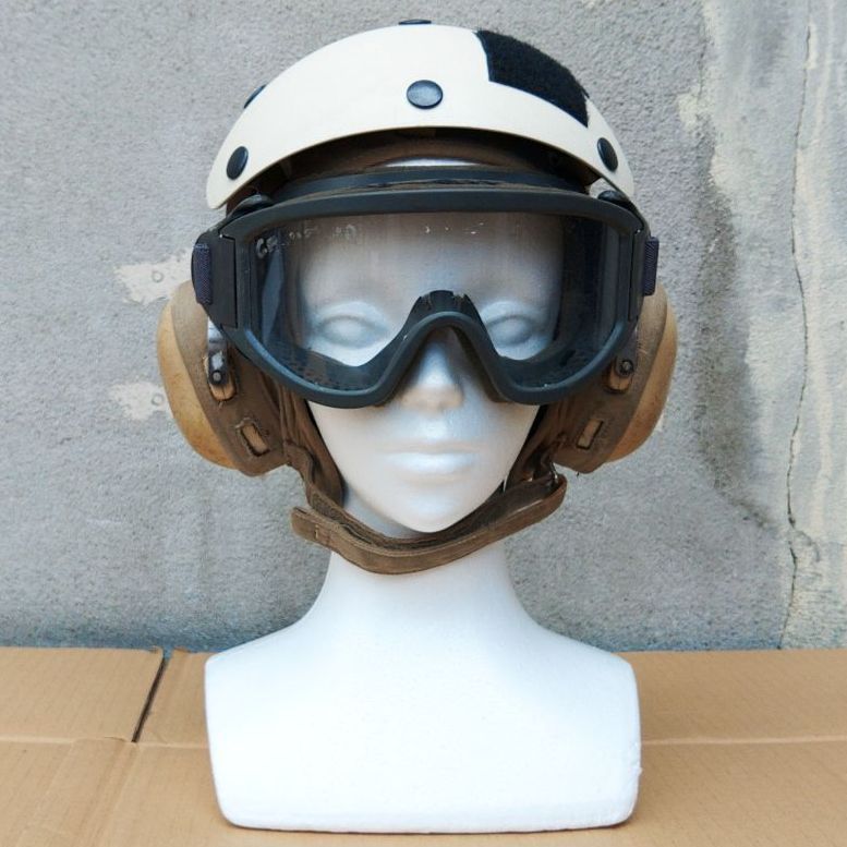 ESSゴーグル-耐衝撃デッキクルーヘルメット ホワイト