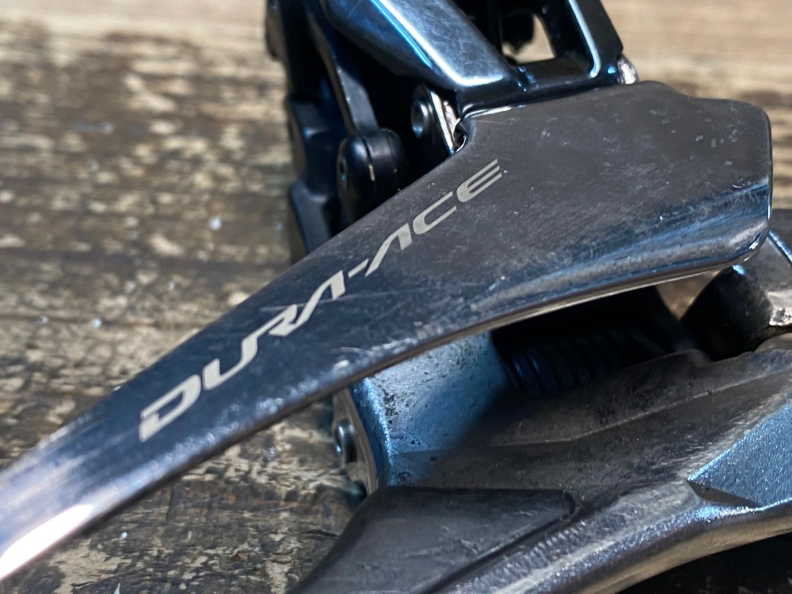 JA704 シマノ SHIMANO デュラエース DURA-ACE FD-R9100 フロント 