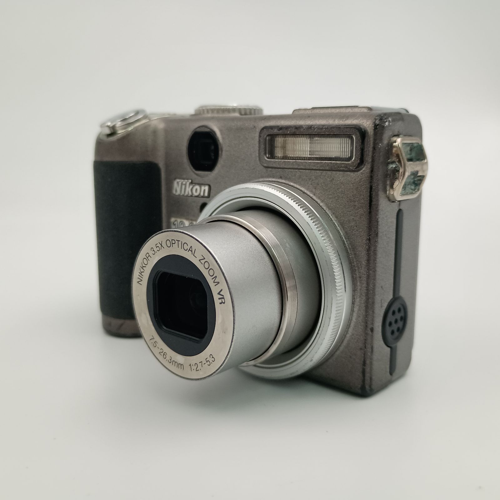 Nikon Coolpix P5000 Compact DIGITAL Camera コンパクト