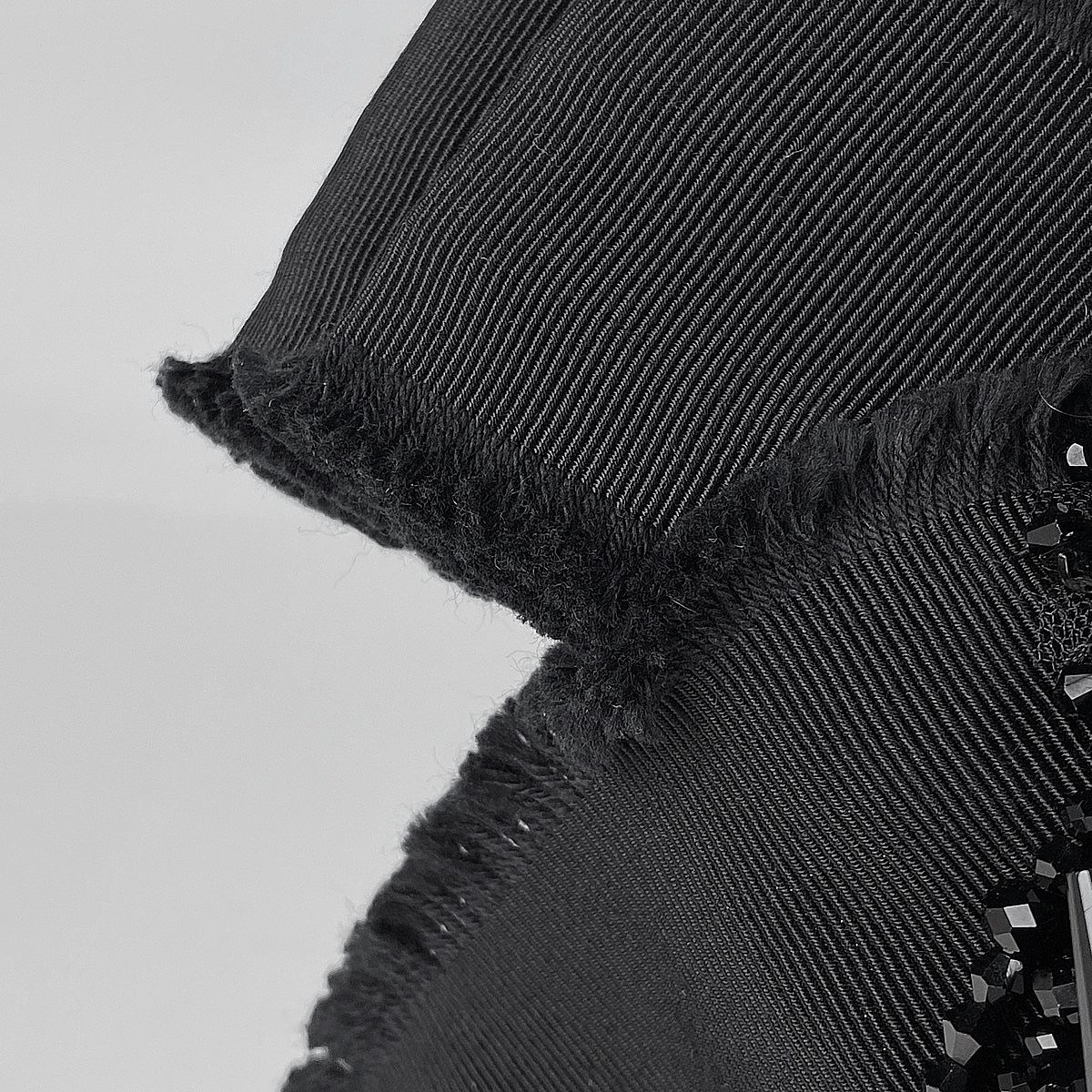 グッチ GUCCI リボンモチーフ ブローチ ロゴ グログラン ブローチ ファブリック GP ブラック レディース FORTGASGNV_COM_BR