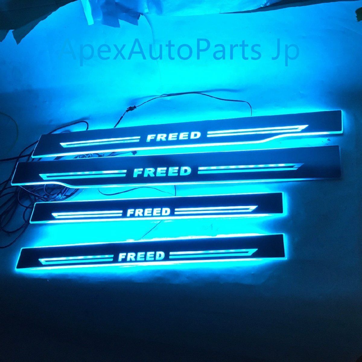 ホンダ フリード 流光ダイナミックLEDサイルステップ 7色チェンジイルミネーション 4Pセット