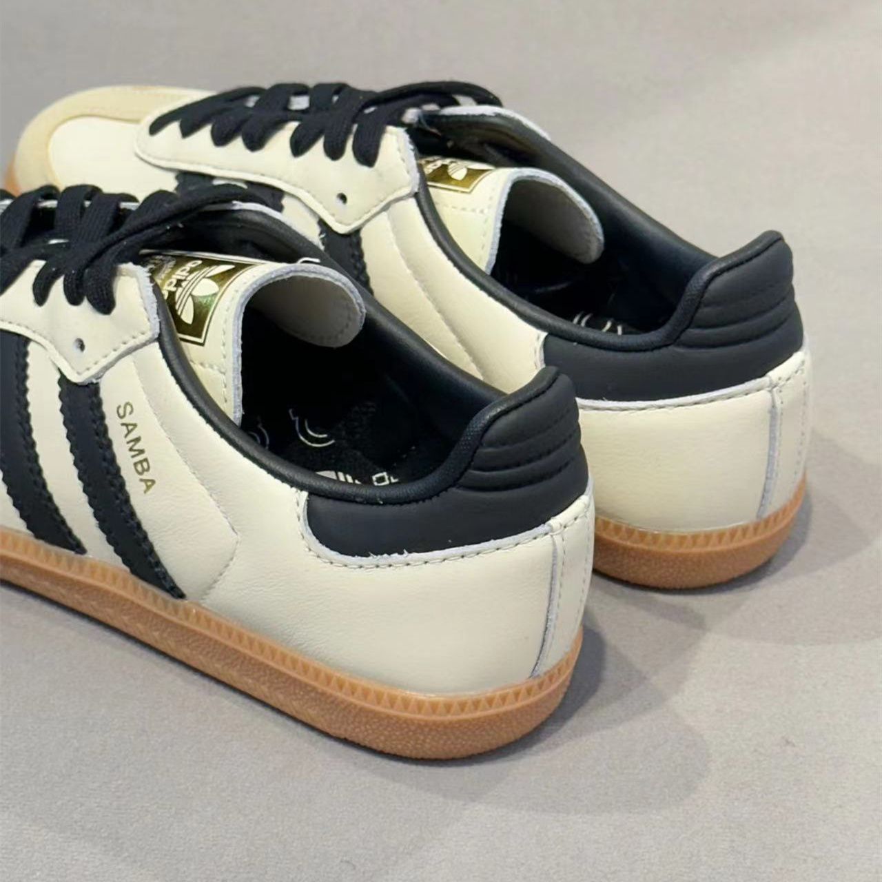 値下げしますSAMBA OG アディダス サンバ ホワイト Adidas Originals Samba