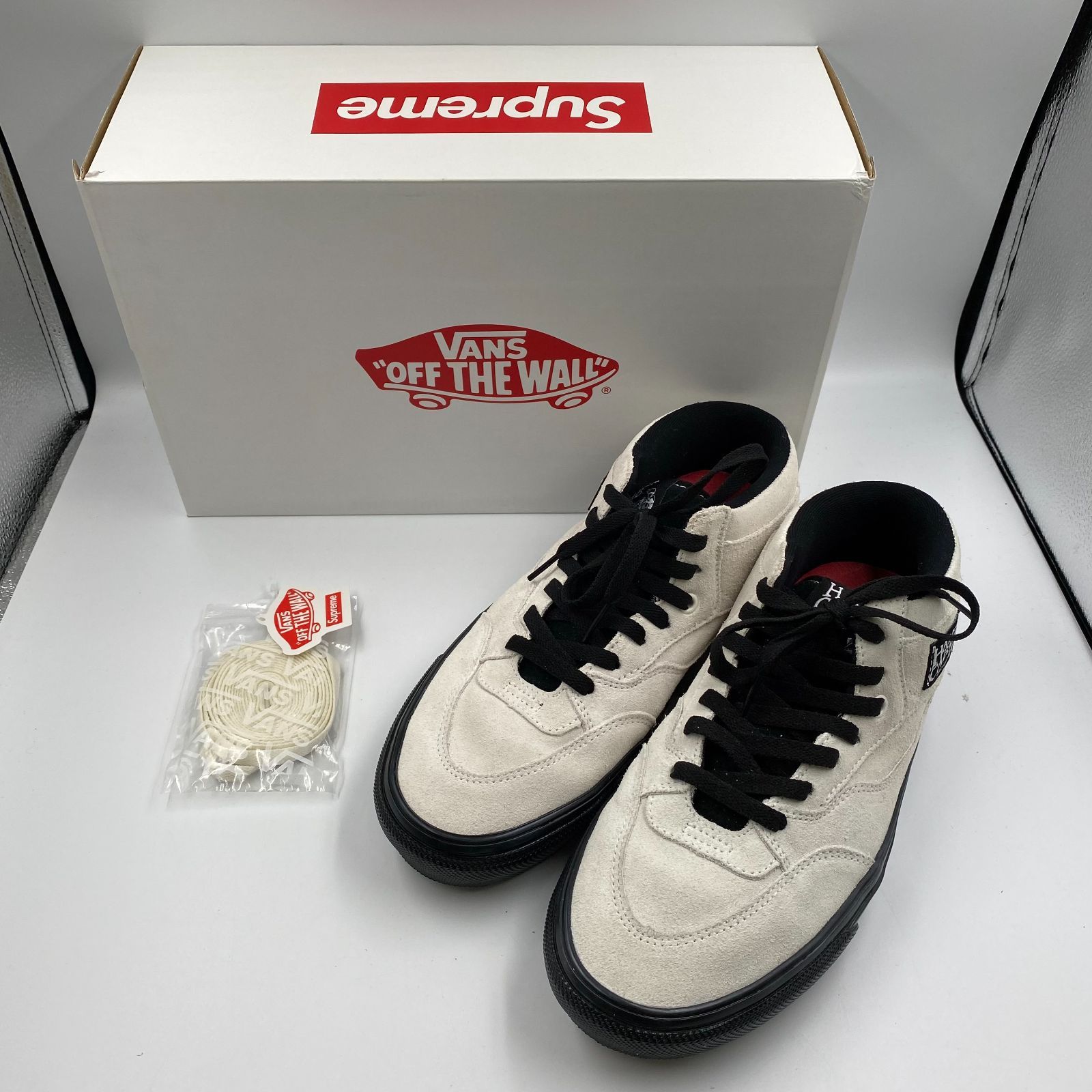 VANS SKATE HALF CAB VN0A5KRW93B 28cm SUPREME WHITE/BLACK - メルカリ