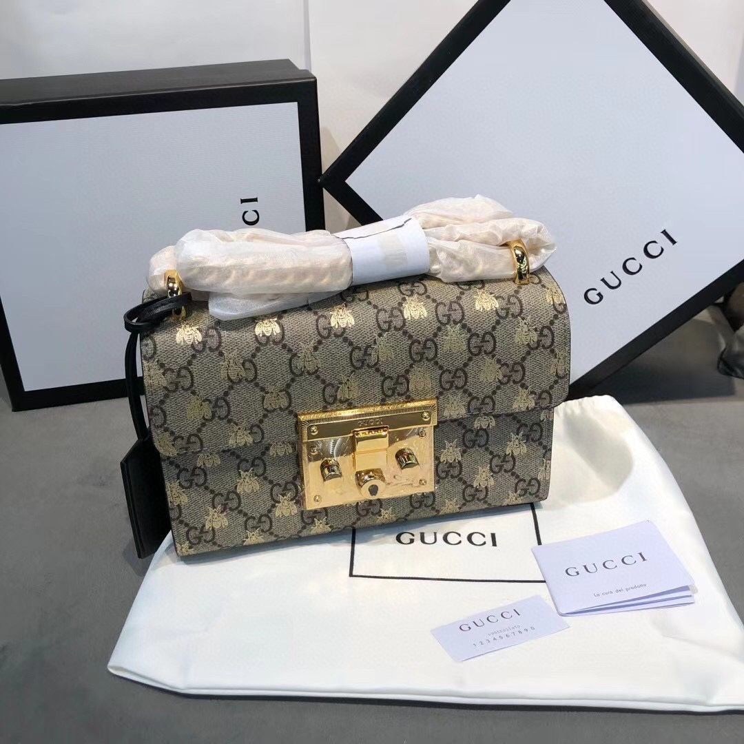 今日 GUCCI ブラック 20x15 409487 フォルムショルダーバッグ