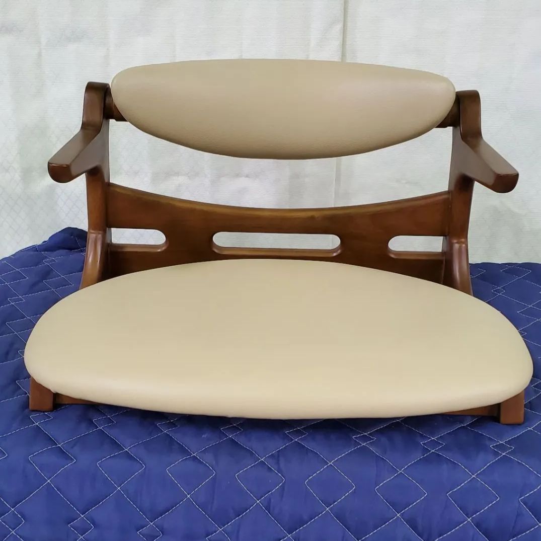 BAI LU（バイ ルー アームチェア）LEMA | カッシーナ・イクスシー 取付