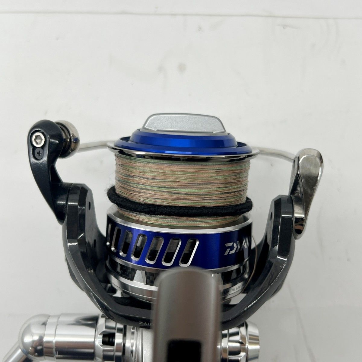 DAIWA SALTIGA リール ケース付き 〇〇DAIWA ダイワ SALTIGA 4500H 059525 箱・ソフトケース付き