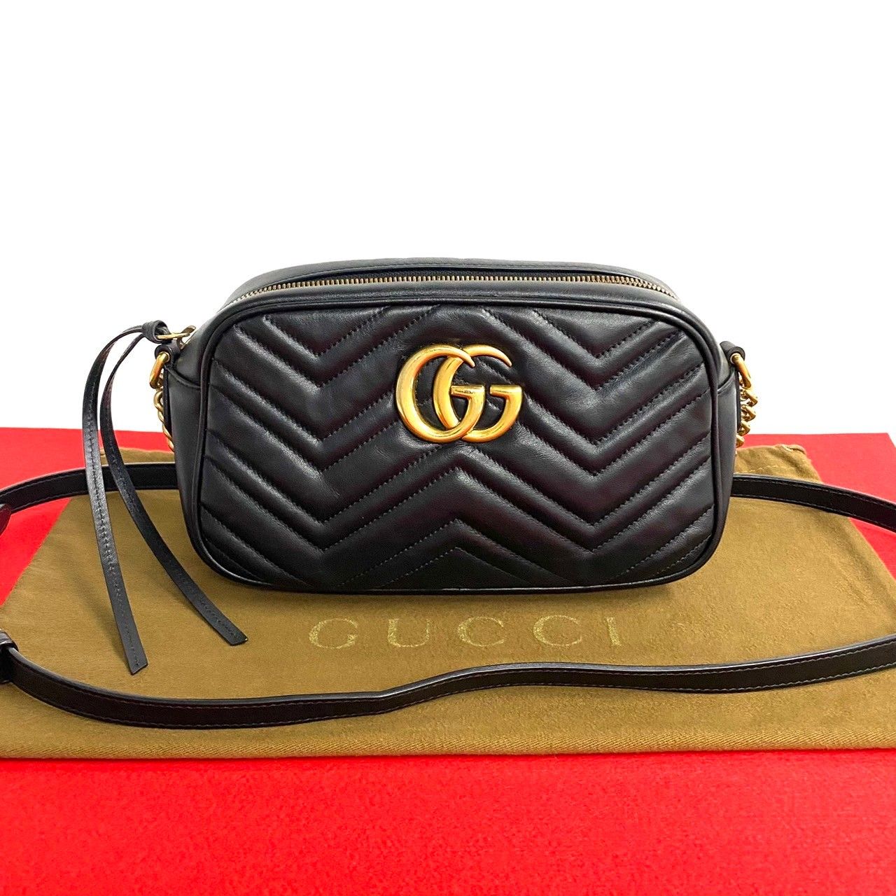 極 美品 GUCCI グッチ GGマーモント キルティング ロゴ 金具