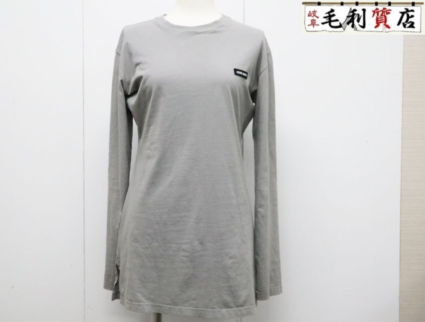 miumiu ミュウミュウ ロゴ パッチ クルーネック 長袖 Tシャツ グレー レディース MJE15 S000 カットソー