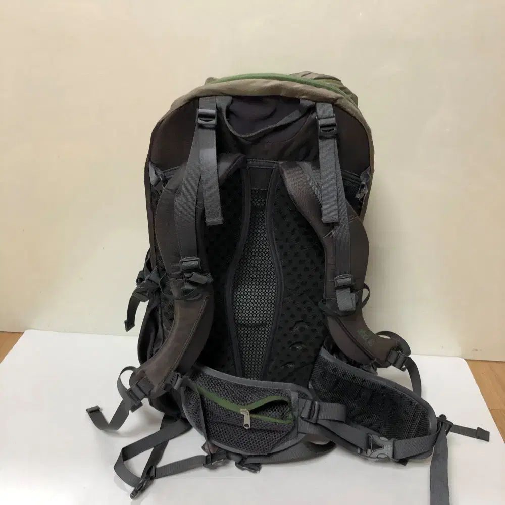 40L 9973