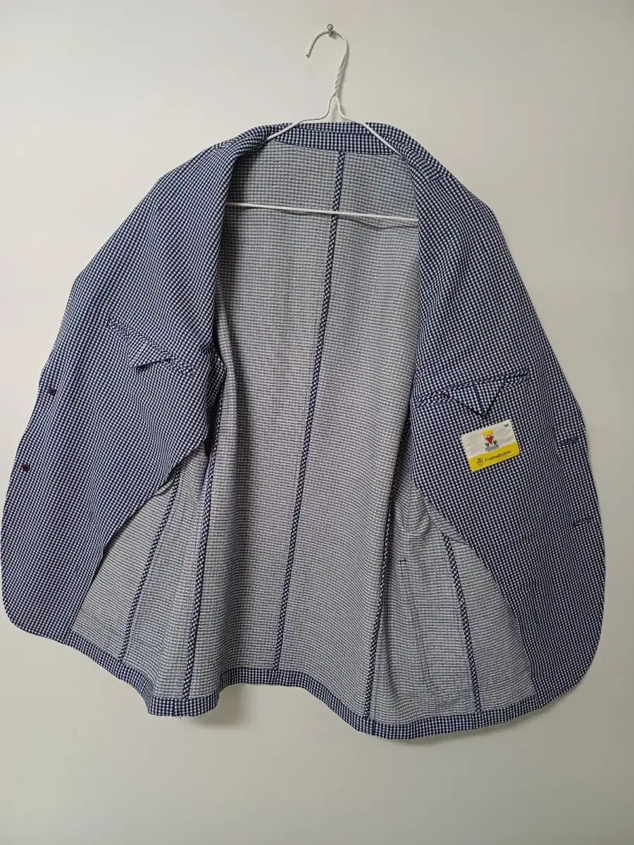 秋 カジュアルジャケット