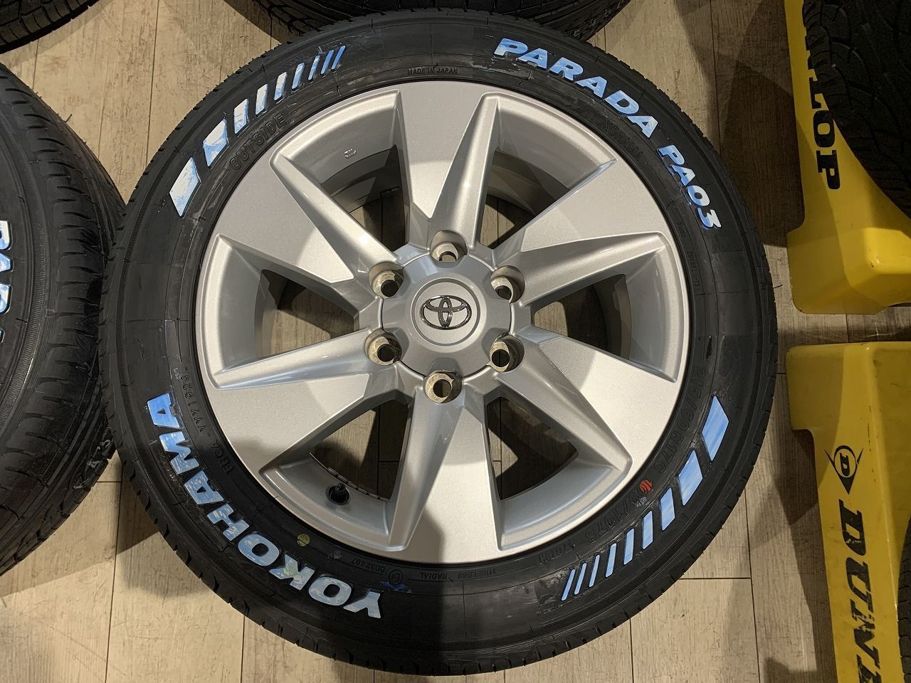 ハイエース　150系 ランドクルーザー プラド 純正 ホイール パラダ ハイエース プラド純正ホイール パラダ 17インチ - メルカリ