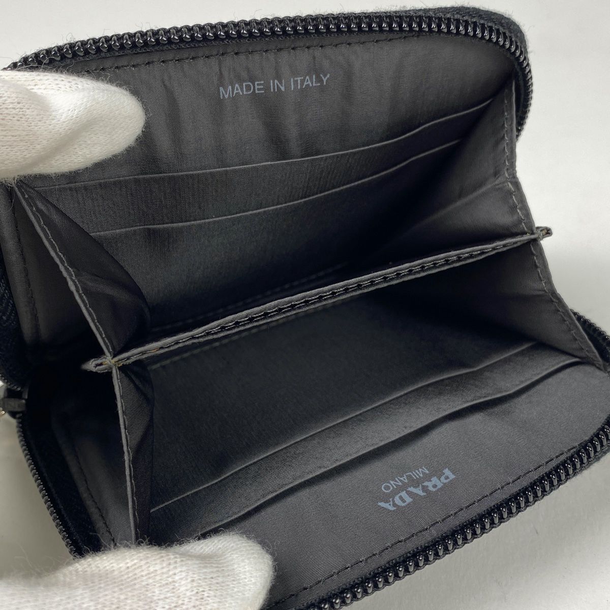 【極美品】PRADA プラダ スポーツ ナイロン ラウンドジップ コインケース 極美品】PRADA プラダ スポーツ ナイロン ラウンドジップ コイン