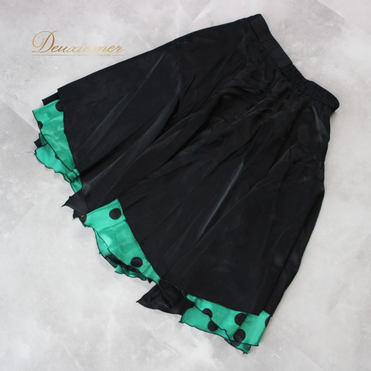 美品 社交ダンス衣装】ブラック系 黒 グリーン系 緑 PROCEEDS 