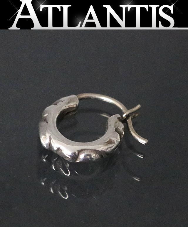 銀座店 クロムハーツ タイニースクロール フープピアス 90565 - メルカリ