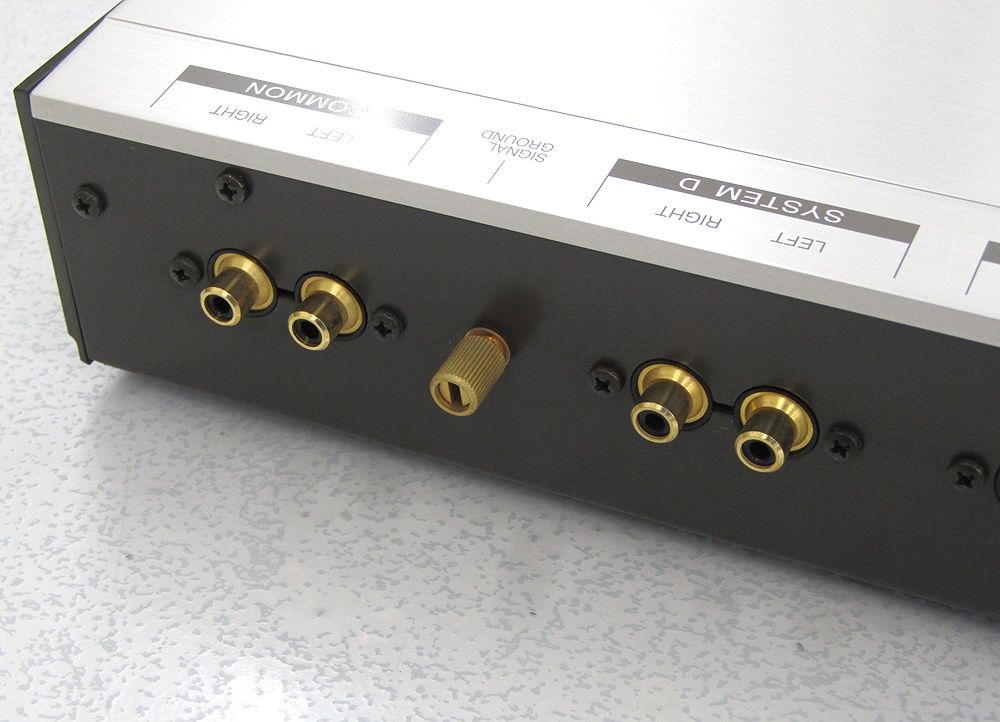 コアキシャルラインセレクター