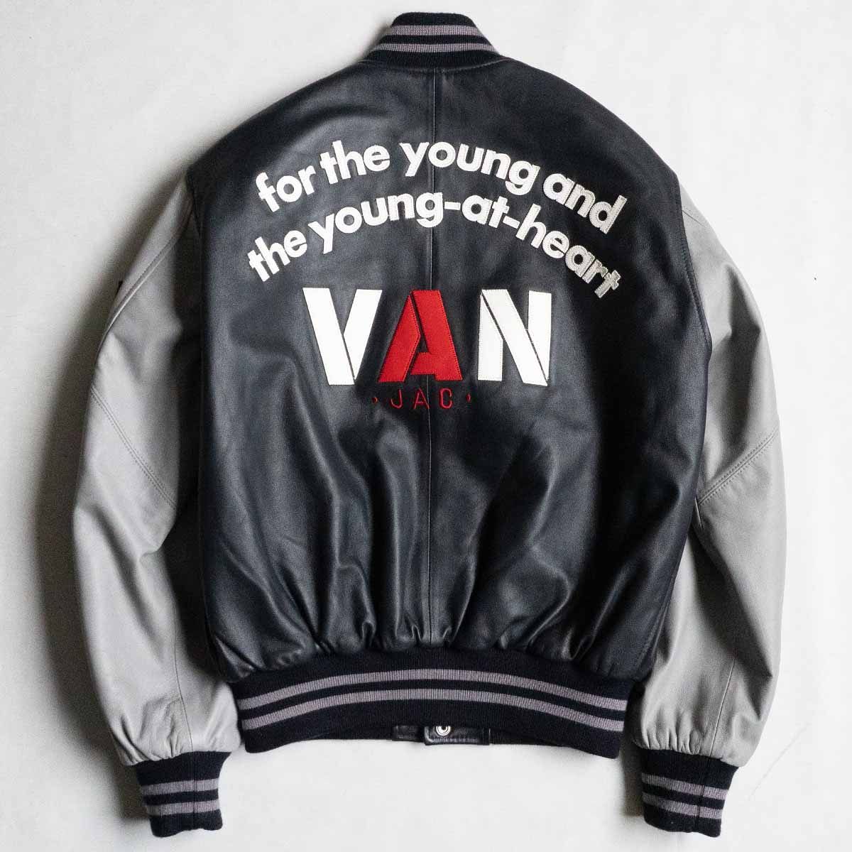 極美品】VAN JAC【オールレザー スタジャン】M ヴァン ワッペン