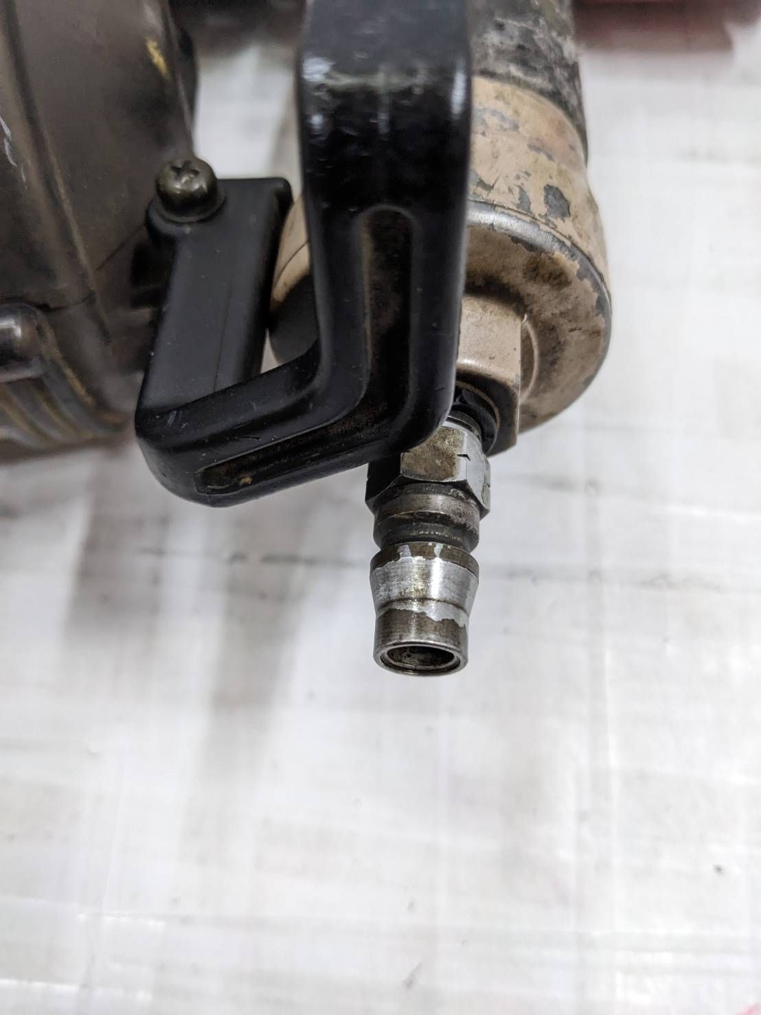 h5116 HIKOKI 常圧 50mm コイルネイラ 釘打ち機 NV50AH