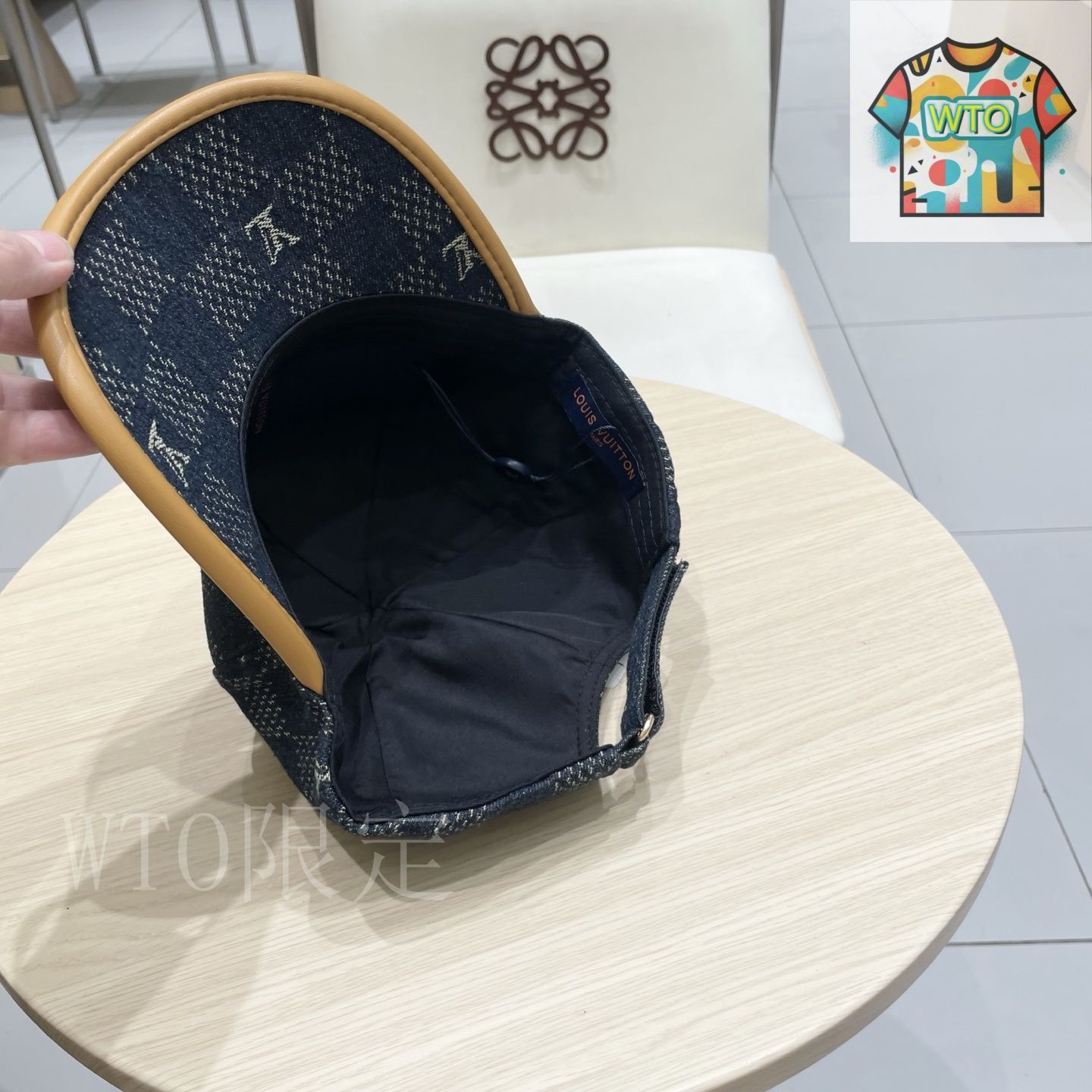 Louis Vuitton 花柄ベースボールキャップ Louis Vuitton / LV（ルイ・ヴィトン）刺繍 ベースボール