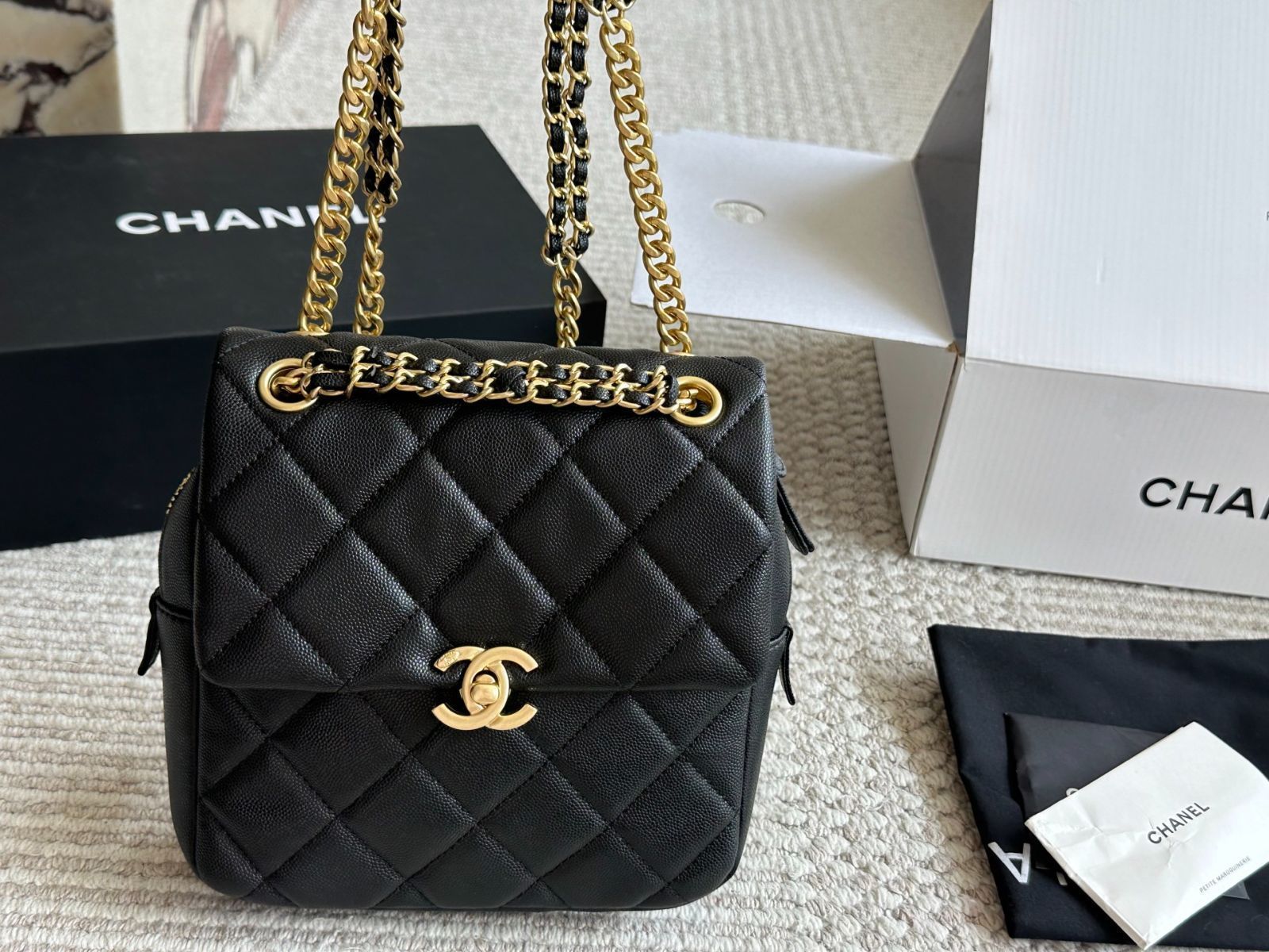 人気！コンパクトで実用的◎【CHANEL】ミニ バックパック 今日特価】Chanel シャネル 24C ミニバックパック シリーズ