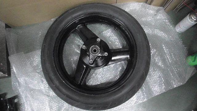 CB-1 NC27-1010xxx の リアホイール タイヤ 1749097457