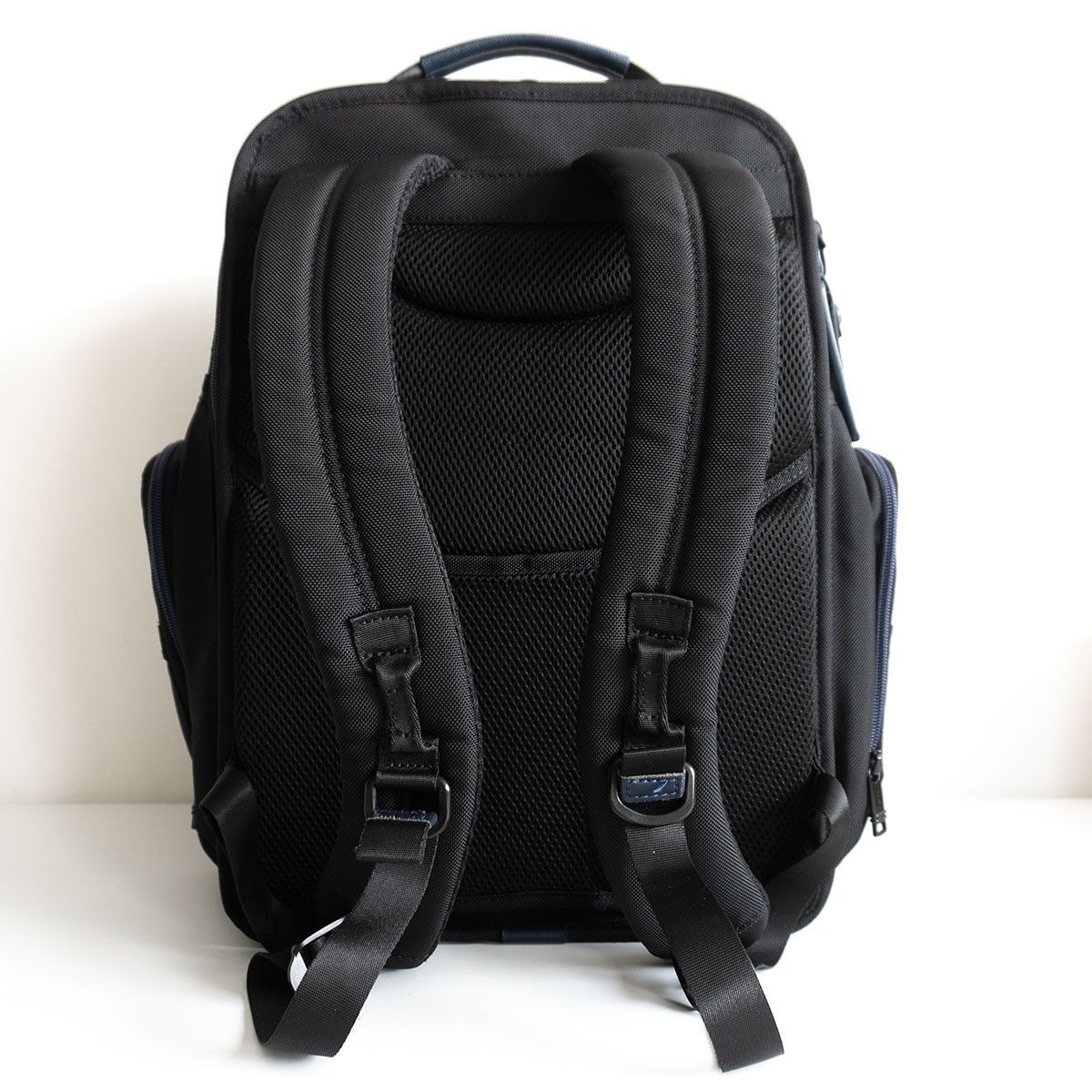 トゥミ] バックパック アルファ 3 コンパクト ラップトップ ブリーフ