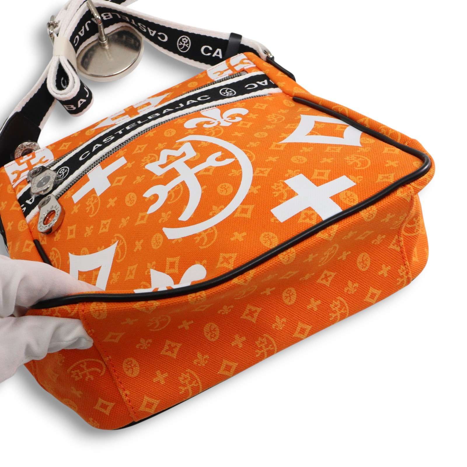 CASTELBAJAC ショルダーバッグ 未使用 新品 未使用】 CASTELBAJAC カステルバジャック ロゴ モノグラム