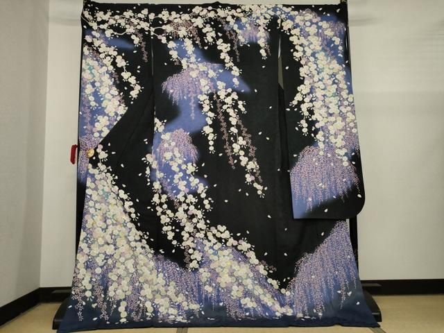 (あ819)赤黒白金の大きな荒波ストライプ模様✨作家物✨振袖㊗️帯と②点セット 赤地裾黒 青海波柄 正絹振袖【168】 – SAKURA TOKYO