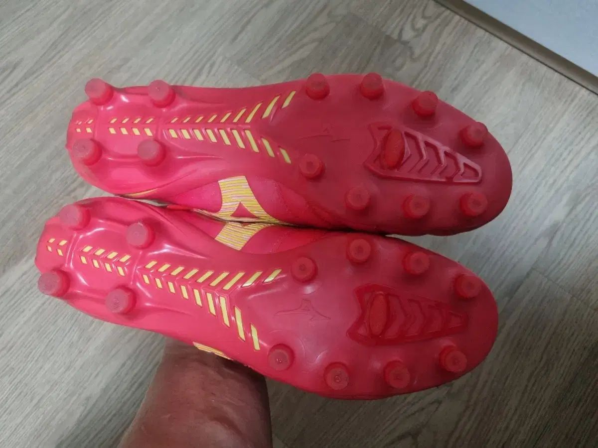 ミズノ モレリアネオ SALA β JAPAN TF 26.0cm モレリアネオ 4 ジャペン