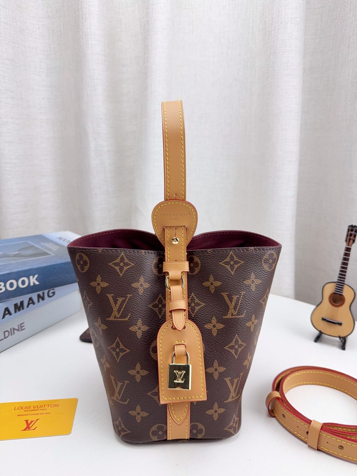 折りたたみ式ギフトボックス包装 高品質LVルイヴィトンの新作