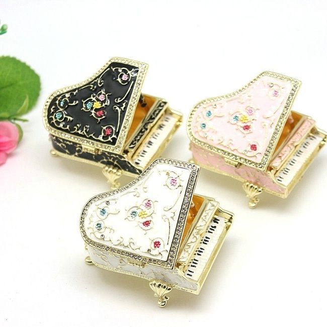 Hello Kitty アクセサリーケース ピンク バラ 薔薇 平成レトロ Hello