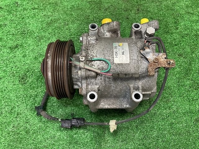 フィット GE7 エアコンコンプレッサー G 10THアニバーサリー2 4WD ケイヒン HSK-70 38810-RB0-E02 R543P