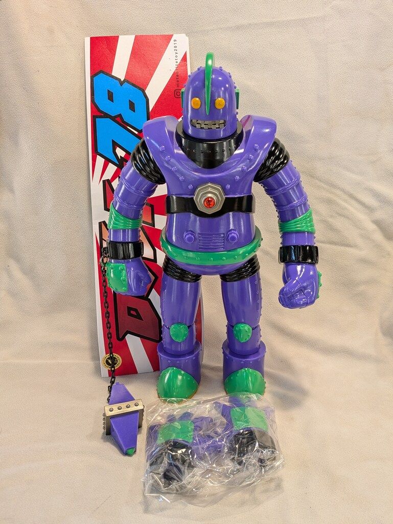 可動式紫色ロボットフィギュア Meteoritetoy ロボット78 紫成型 - メルカリ