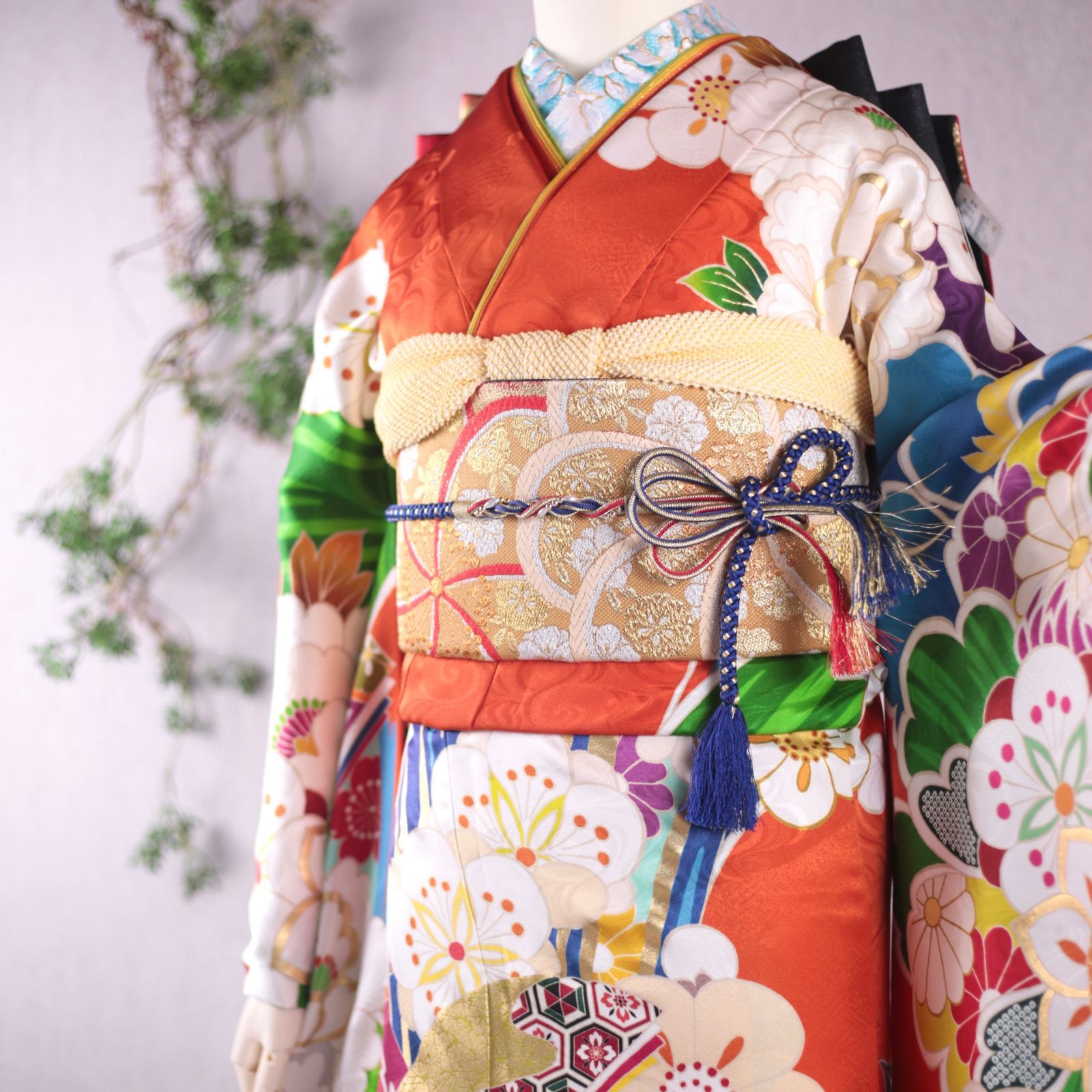 美品 《OUTLET》 振袖6点セット 【オレンジ×レトロ】藤田ニコル〈L