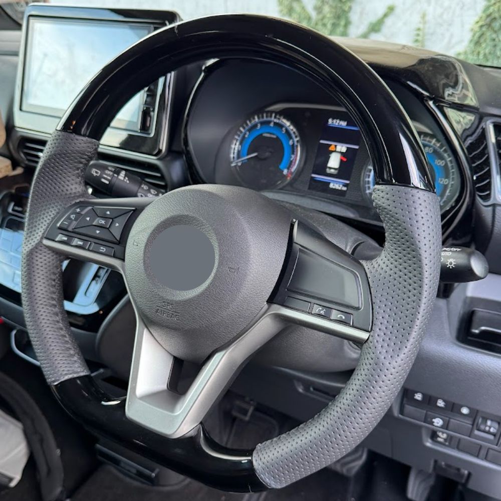 スタイリッシュなD型ステアリング ピアノブラック スポーツD型ステアリング ルークス B44系 R2 3-R7 9 YourParts e0210 運転操舵感が変わります