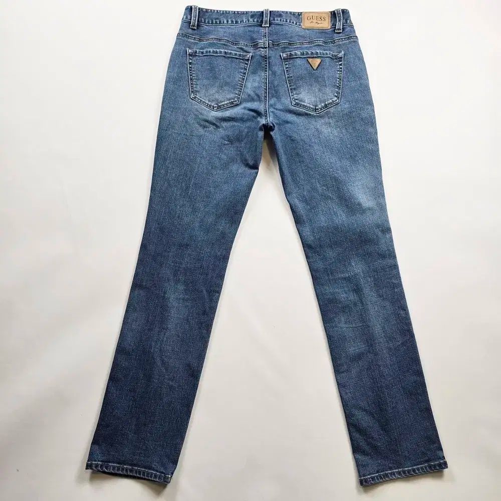【雷市場（ポンジャン）商品韓国直送】 GUESS(ゲス) デニム スリム ストレッチ サイズ 32 NO 8081