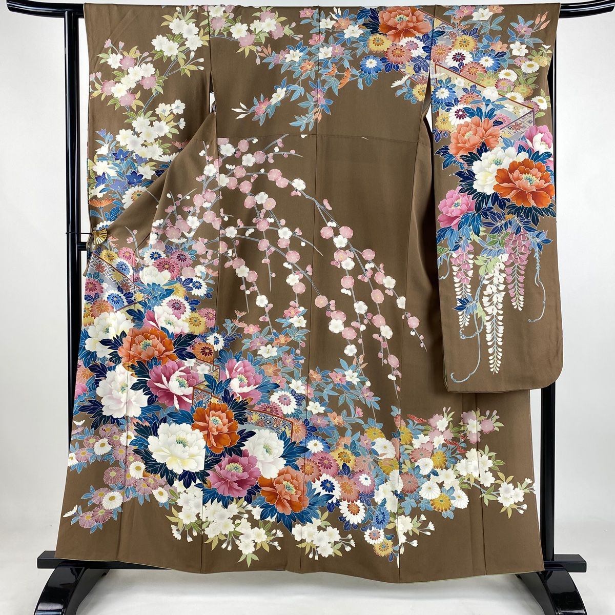 振袖 身丈161cm 裄丈64cm M 袷 落款 牡丹 菊 茶色 正絹 名品